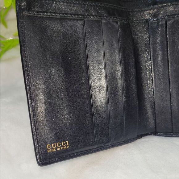 Authentic Gucci Black Lambskin Leather & Bamboo Compact Wallet - Picture 12 of 17